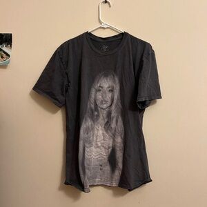 Sabrina carpenter t-shirt